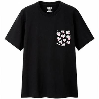 KAWS x Uniqlo BFF Kaos Saku (Ukuran JP) Hitam Buy KAWS x Uniqlo BFF Kaos Saku (Ukuran JP) Hitam