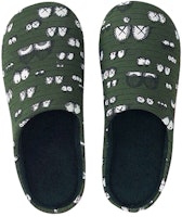 KAWS x Uniqlo Eyes Room Shoes Olive KAWS x Uniqlo Eyes Room Shoes Olive