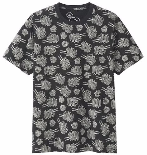 kaws-x-uniqlo-x-peanuts-dust-cloud-all-over-tee-black