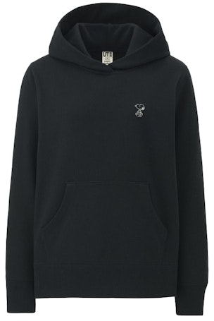 kaws-x-uniqlo-x-peanuts-small-snoopy-hoodie-black