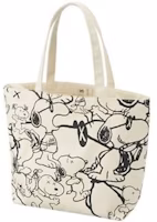 KAWS x Uniqlo x Peanuts Snoopy Pattern Tote Bag Beige KAWS x Uniqlo x Peanuts Snoopy Pattern Tote Bag Beige