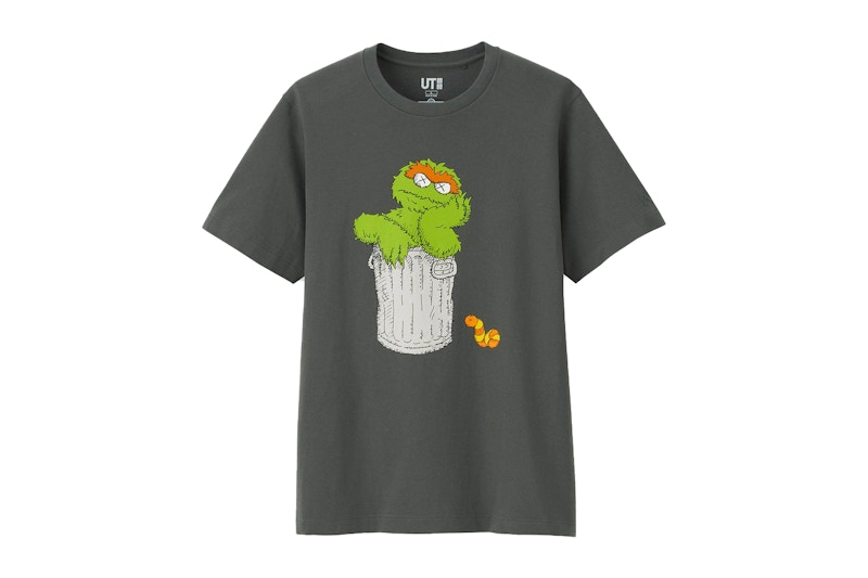 KAWS x Uniqlo x Sesame Street Oscar The Grouch Tee (US Sizing) Gray