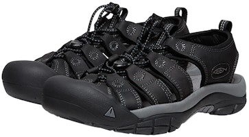 KEEN Newport 'Hitam Abu' 1022247 Lookbook KEEN Newport 'Hitam Abu' 1022247