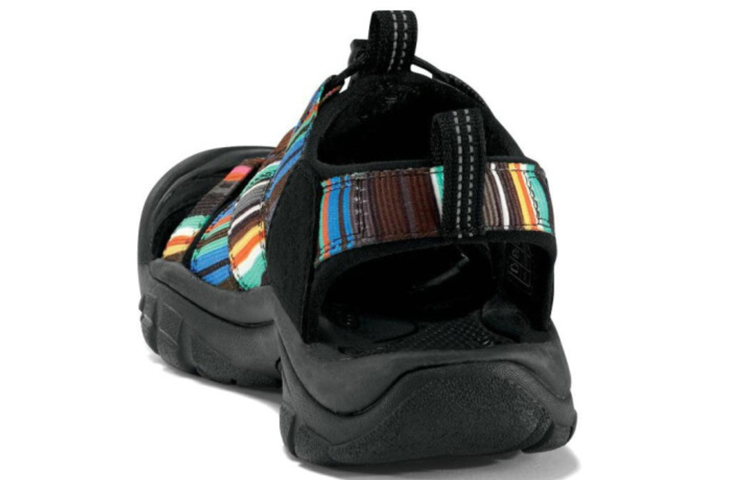 Shop KEEN Newport H2 'Hitam Bercorak Bunga' 1001942