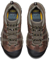 Lookbook KEEN Newport Hike 'Simplicidad Versátil Oro Antiguo' 1027326