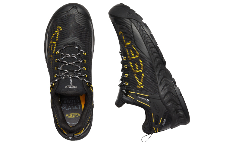 Shop 킨 넥시스 에보 WP '블랙/골드' 1025910