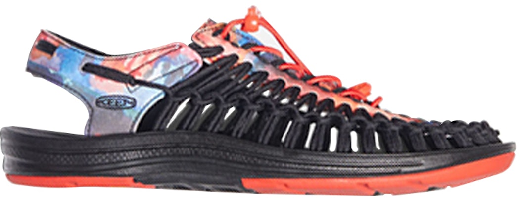 KEEN Uneek x Snk '黑红' 运动凉鞋 1024310 Order KEEN Uneek x Snk '黑红' 运动凉鞋 1024310