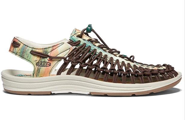 KEEN Uneek x Snk 'Black Yellow' 1024309 Order KEEN Uneek x Snk 'Black Yellow' 1024309