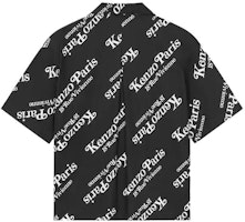 KENZO Kemeja Hitam Kasual Lengan Pendek dengan Butang Huruf. FE55CH1119P4-99 Lookbook KENZO Kemeja Hitam Kasual Lengan Pendek dengan Butang Huruf. FE55CH1119P4-99