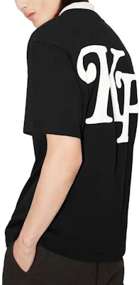 겐조 블랙 크루넥 티셔츠 레터 프린트 디자인. FE55TS1914SY-99J Sizing 겐조 블랙 크루넥 티셔츠 레터 프린트 디자인. FE55TS1914SY-99J