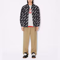 Shop KENZO 黑色短版連帽外套印花標誌夾克. FE55BL1639NU-99