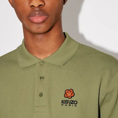 KENZO Kaos Polo Hijau dengan Bordir Logo Warna Solid. FC65PO0024PU-61 Sizing KENZO Kaos Polo Hijau dengan Bordir Logo Warna Solid. FC65PO0024PU-61