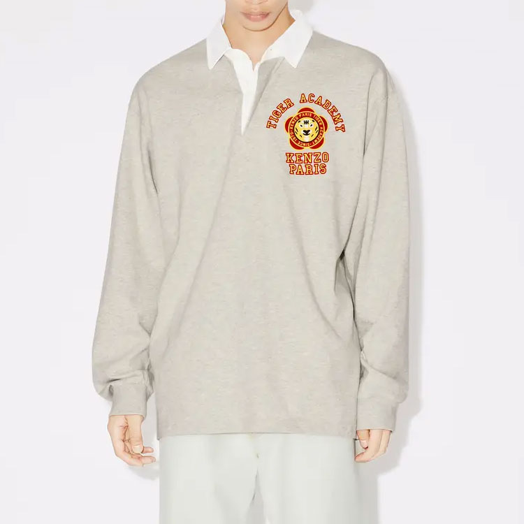 Purchase KENZO Polo Manga Larga Gris Claro con Estampado de Letras. FD65PO5294SI-93