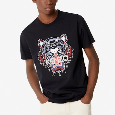 KENZO Kaos Hitam Classic Tiger Head Graphic. FA55TS0504YA-99 Sizing KENZO Kaos Hitam Classic Tiger Head Graphic. FA55TS0504YA-99