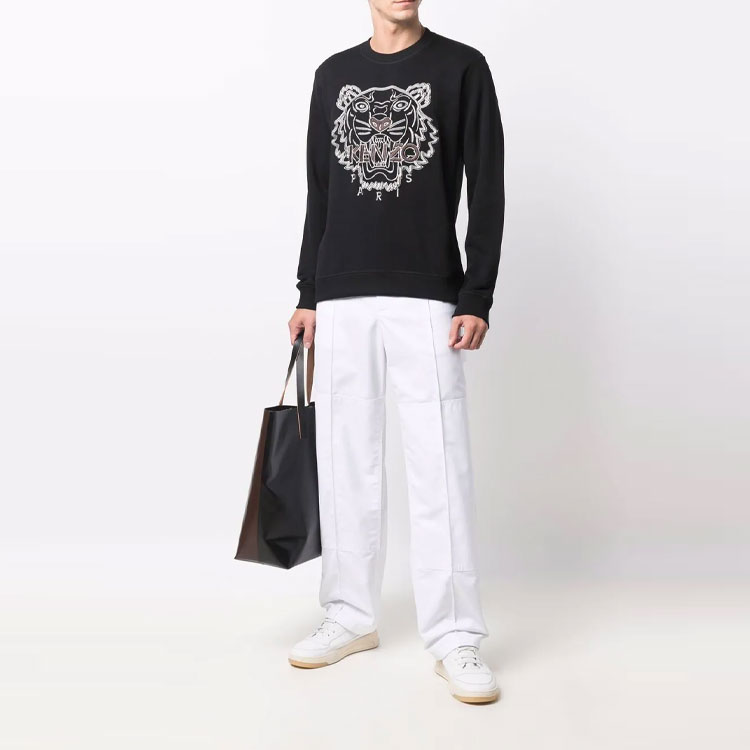 Shop KENZO Sweatshirt Hitam Crewneck Bordir Logo Harimau. FB65SW1244XF-99