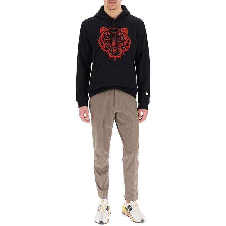 Purchase KENZO Black Tiger Head Embroidered Hoodie FB55SW3304MM-99