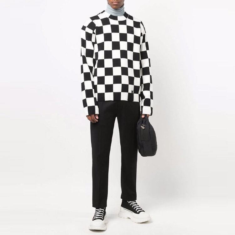 Lookbook KENZO FW21 Logo Cetak Sweater Rajut Kotak Hitam. FB65PU6003CD-01
