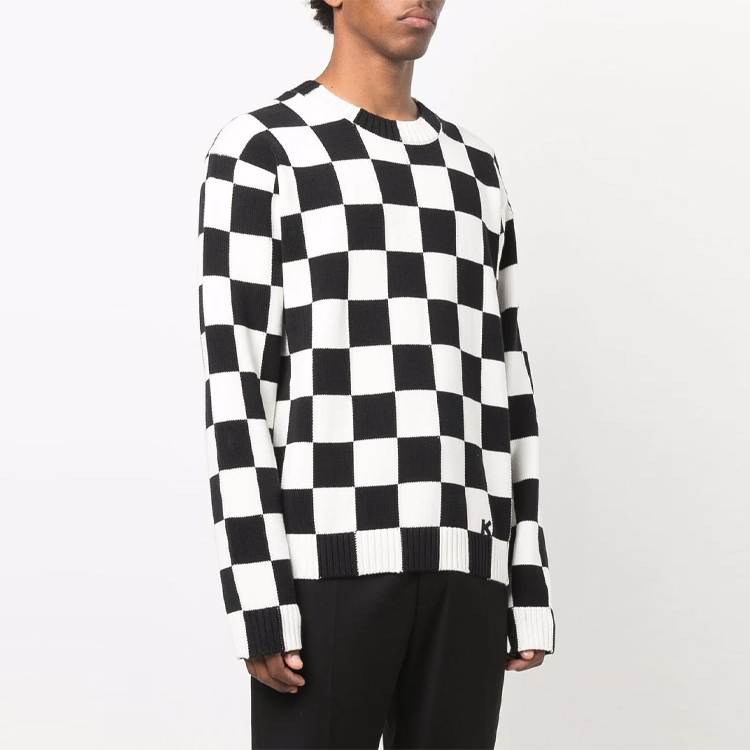 Shop KENZO FW21 Logo Cetak Sweater Rajut Kotak Hitam. FB65PU6003CD-01