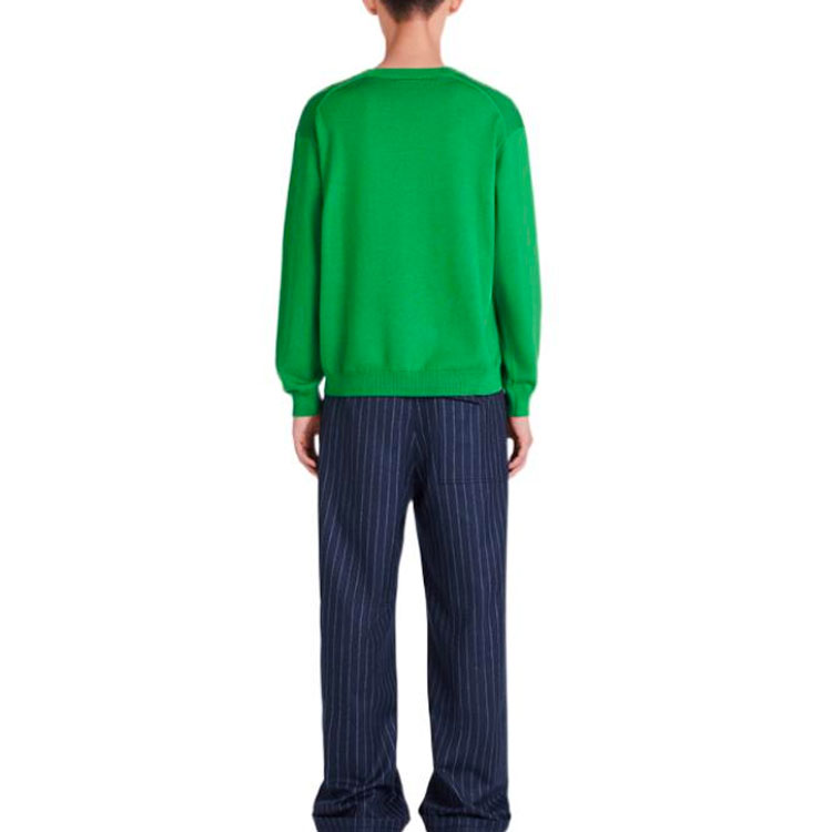 Purchase KENZO FW22 Suéter Verde con Diseño Bordado de Cola de Tigre. FC65PU3423LA-57