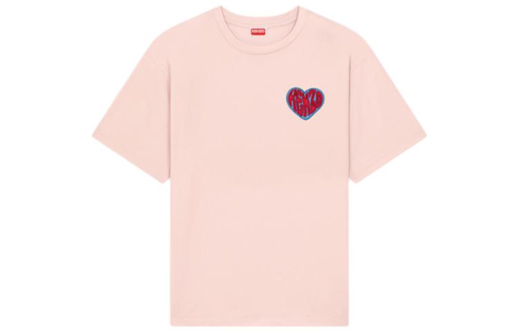 Lookbook KENZO FW23 Camiseta Unisex Rosa Claro con Estampado de Corazón y Manga Corta. FD65TS1304SO-34