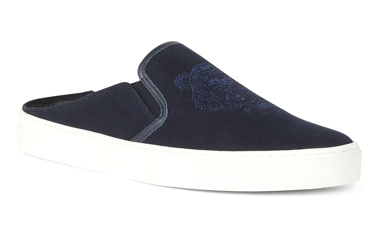 Lookbook Kenzo K-Skate ''Navy Tiger Stickerei'' FB55SN105F7076-39