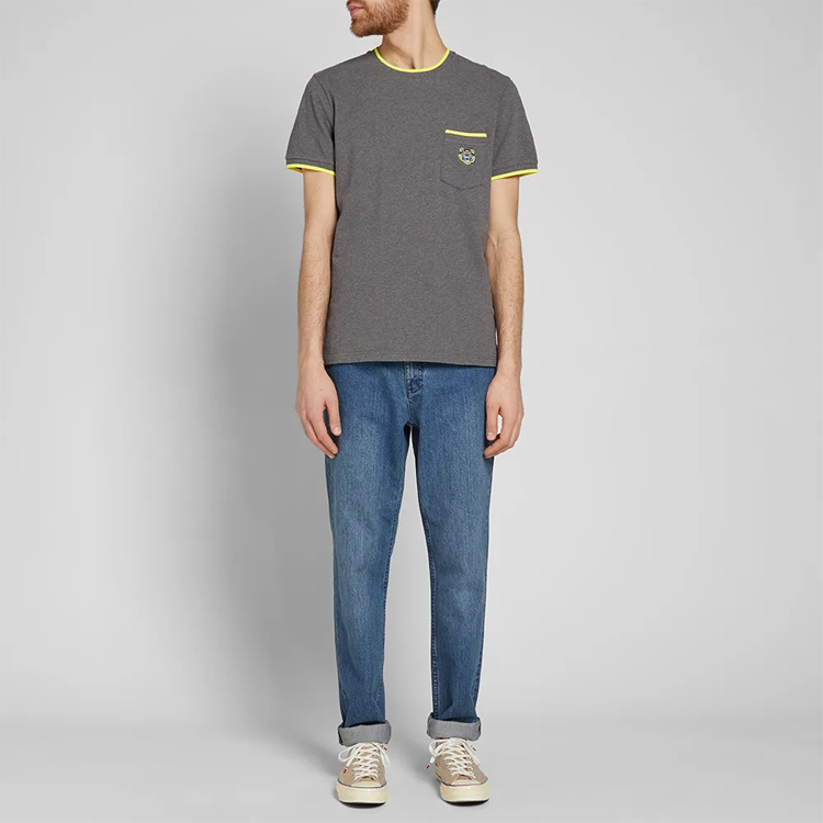 Lookbook KENZO 小老虎口袋圓領T恤 灰色 F755TS0014BA-97