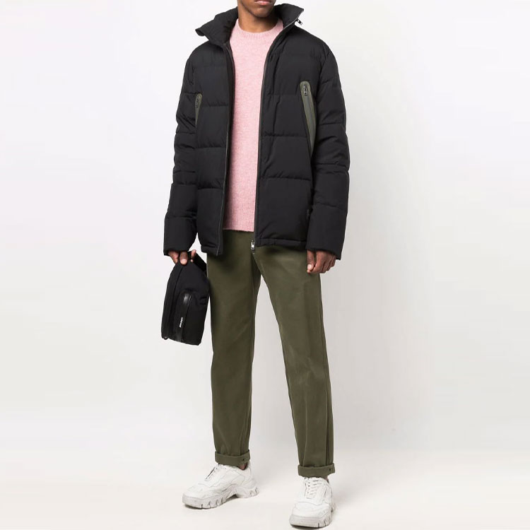 Lookbook KENZO Chaqueta Acolchada Slim Fit Cuello Alto Hombre Negra. FB65OU1271NI-99