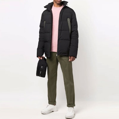 KENZO Chaqueta Acolchada Slim Fit Cuello Alto Hombre Negra. FB65OU1271NI-99 Lookbook KENZO Chaqueta Acolchada Slim Fit Cuello Alto Hombre Negra. FB65OU1271NI-99