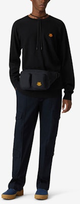 KENZO SS21 Baju Hitam Pullover Rajut dengan Rekaan Kepala Harimau Kecil. FB55PU5803TB-99 Lookbook KENZO SS21 Baju Hitam Pullover Rajut dengan Rekaan Kepala Harimau Kecil. FB55PU5803TB-99