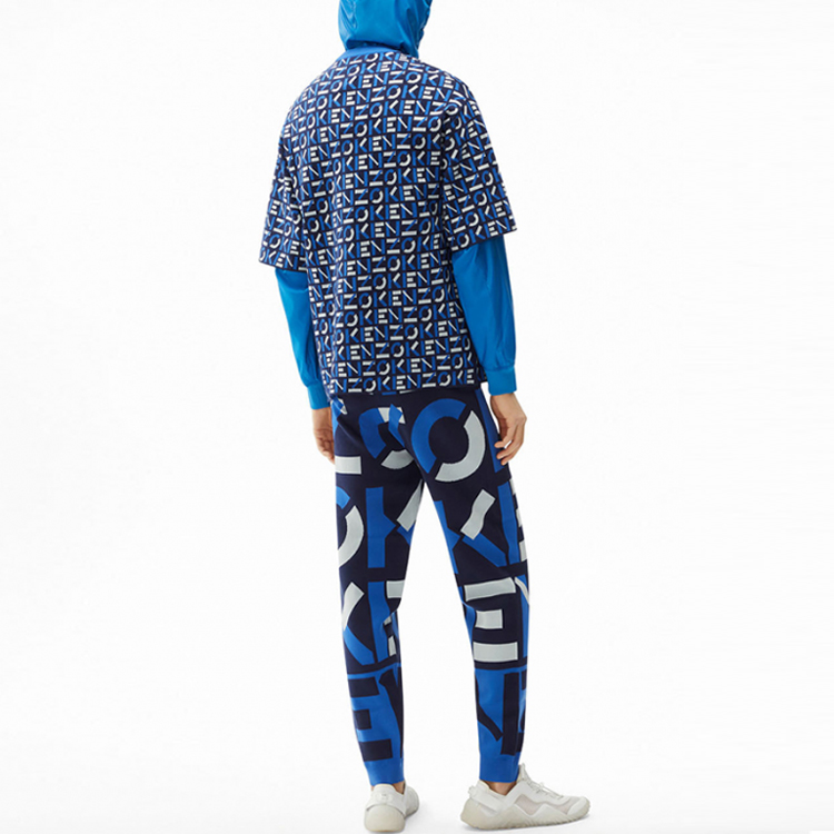 Purchase KENZO スポーツモノグラムロゴ半袖セーター ブルー メンズウェア SS21. FB55PU5823SC-77