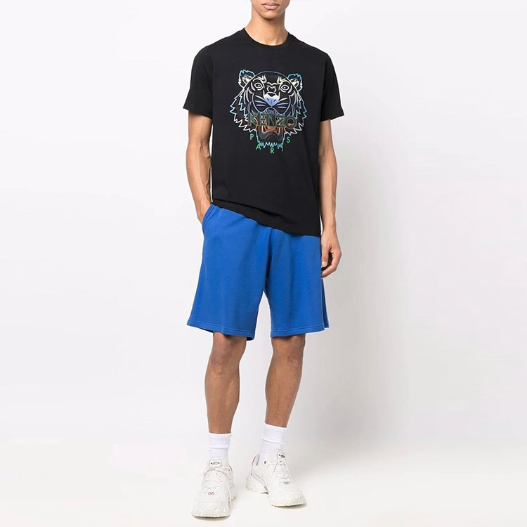 Lookbook KENZO SS22 Camiseta Negra con Logo y Gráfico Impreso FB65TS0204SN-99