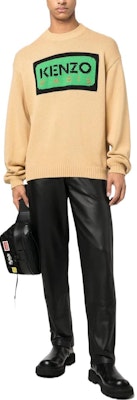 KENZO SS23 Suéter con Parche de Logo en Contraste Color Caqui. FD55PU3833LA-11 Lookbook KENZO SS23 Suéter con Parche de Logo en Contraste Color Caqui. FD55PU3833LA-11