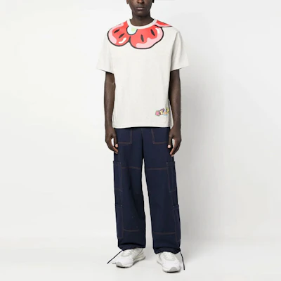 KENZO SS23 卡通字母印花灰色圆领T恤 FD55TS4564SY-93 Lookbook KENZO SS23 卡通字母印花灰色圆领T恤 FD55TS4564SY-93