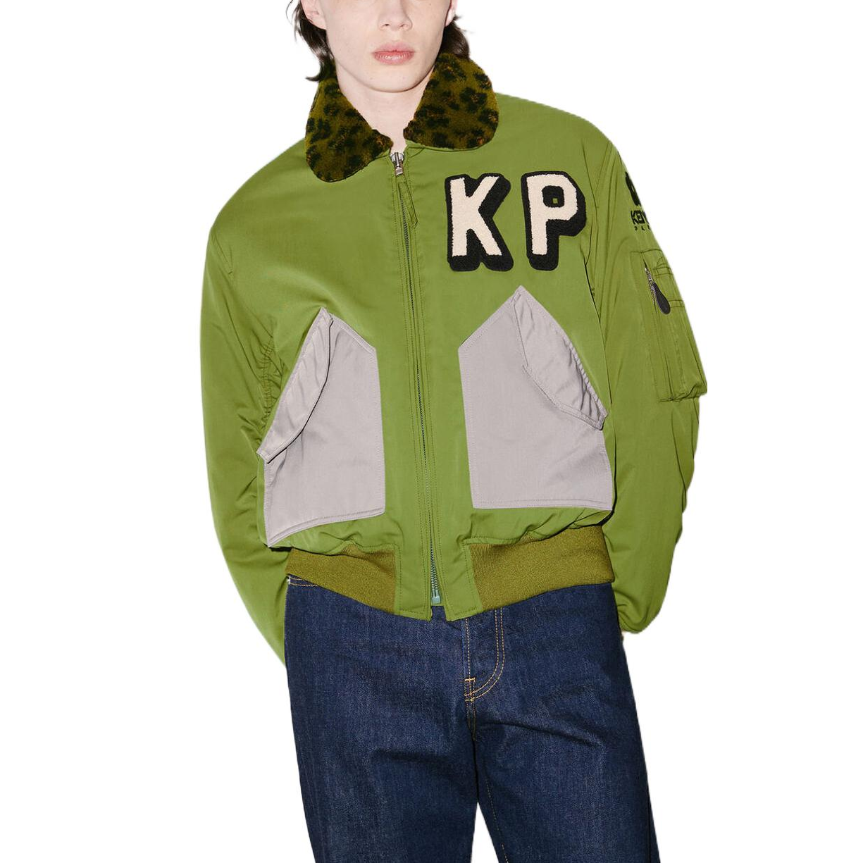 Purchase Kenzo SS23 綠色豹紋字母標誌飛行夾克外套 FD55BL1349OC-50