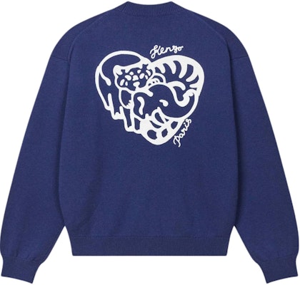 겐조 SS24 로고 브이넥 버튼 업 니트 가디건 유니섹스 블루 FE68CA4893LP-77 Lookbook 겐조 SS24 로고 브이넥 버튼 업 니트 가디건 유니섹스 블루 FE68CA4893LP-77