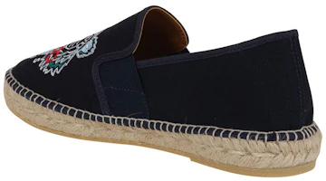 Shop Kenzo Espadrille Bordir Macan 'Hitam' F965ES188F70-76