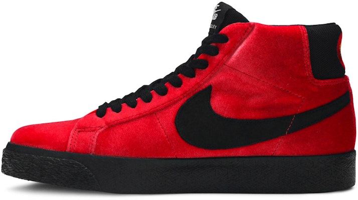 케빈 브래들리 x 나이키 SB 블레이저 "헬" (왕이보 착용) CD2569-600 Lookbook 케빈 브래들리 x 나이키 SB 블레이저 "헬" (왕이보 착용) CD2569-600