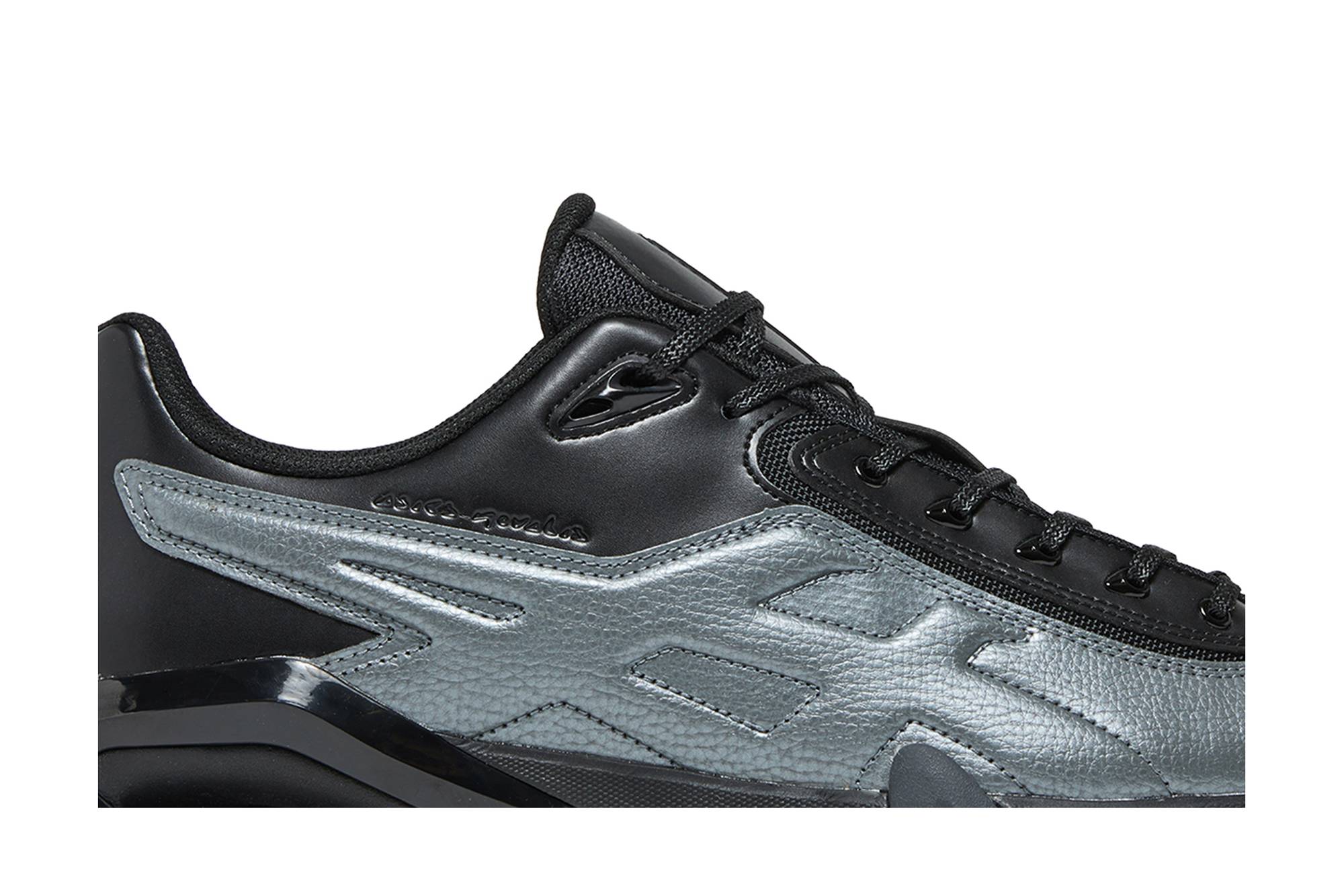 靴 Kiko Kostadinov Asics Novalis GelTeremoa Kiko Kostadinov's Asics Novalis Gel-Teremoa is the