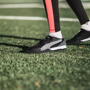 Sepatu Latihan Sepak Bola King Pro TT 107872-01 Order Sepatu Latihan Sepak Bola King Pro TT 107872-01