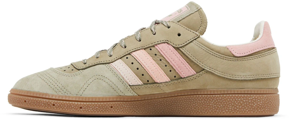 Kith x adidas Handball Top 'Classics Program - Gum' Sneaker IH2622 Lookbook Kith x adidas Handball Top 'Classics Program - Gum' Sneaker IH2622