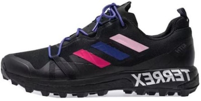 키쓰 x 아디다스 테렉스 스카이체이서 '슈퍼스톰' EE6258 Lookbook 키쓰 x 아디다스 테렉스 스카이체이서 '슈퍼스톰' EE6258