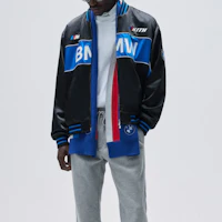 Shop KITH x BMW 紀念摩托車夾克 黑色 - 時尚簡約舒適款式. KHM010734-001