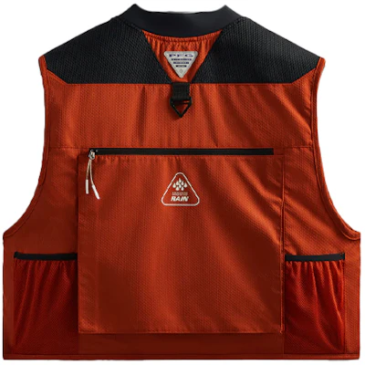 KITH x Columbia Henrys Fork V 户外多功能马甲 红色 男款休闲穿搭 XM8540-838 Lookbook KITH x Columbia Henrys Fork V 户外多功能马甲 红色 男款休闲穿搭 XM8540-838