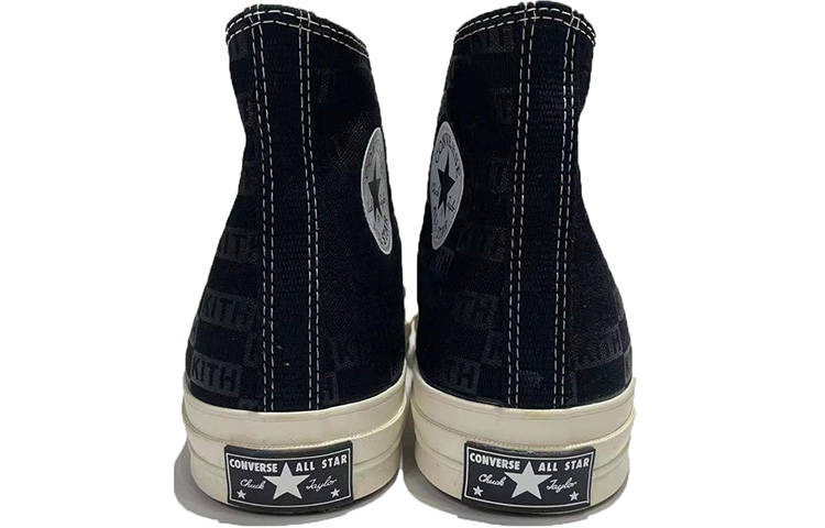Shop KITH x Converse Chuck 70 高筒“黑色單字母” 171864C