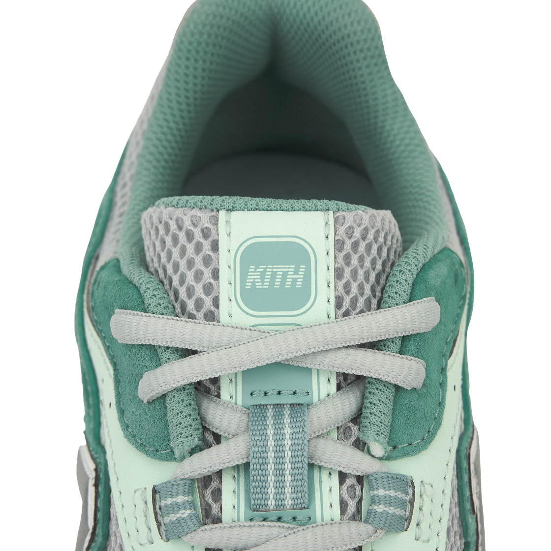 Sizing Kith x New Balance 204L '蓝铃花' U204LKTA
