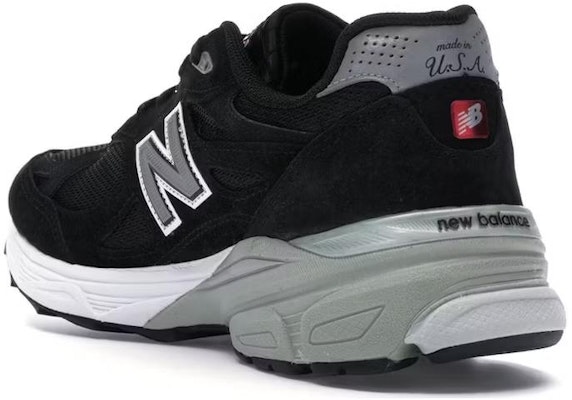 KITH x New Balance 990 V3 'Black' M990BK3 Lookbook KITH x New Balance 990 V3 'Black' M990BK3