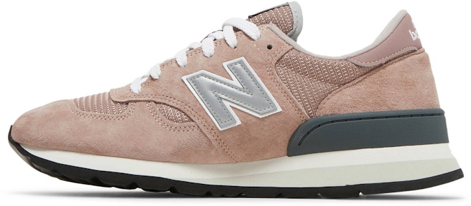 KITH x New Balance 990v1 美國製造「塵玫瑰」M990KT1 Lookbook KITH x New Balance 990v1 美國製造「塵玫瑰」M990KT1