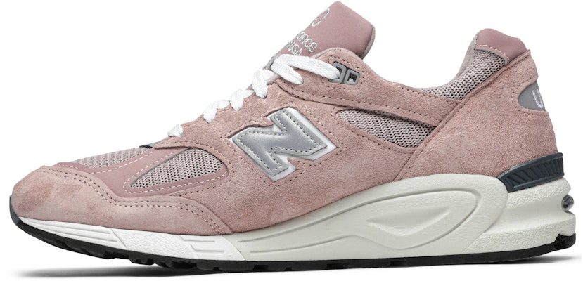 KITH x New Balance 990v2 'Dirty Rose' M990K2 Lookbook KITH x New Balance 990v2 'Dirty Rose' M990K2