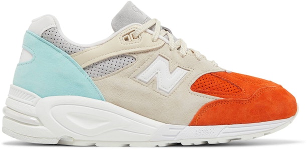 KITH x New Balance 990v2 Buatan USA 'Cyclades' M990KC2 Buy KITH x New Balance 990v2 Buatan USA 'Cyclades' M990KC2