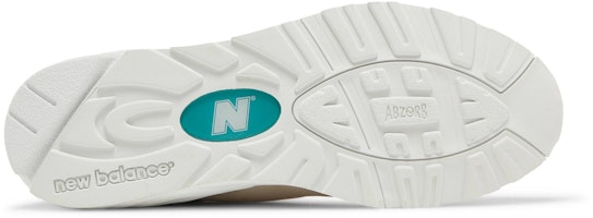 KITH x New Balance 990v2 Buatan USA 'Cyclades' M990KC2 Shop KITH x New Balance 990v2 Buatan USA 'Cyclades' M990KC2